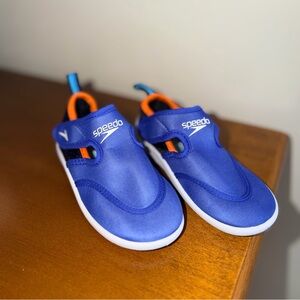 Speedo Kids Vibrant Blue and Orange Water Shoes Toddler size 9-10